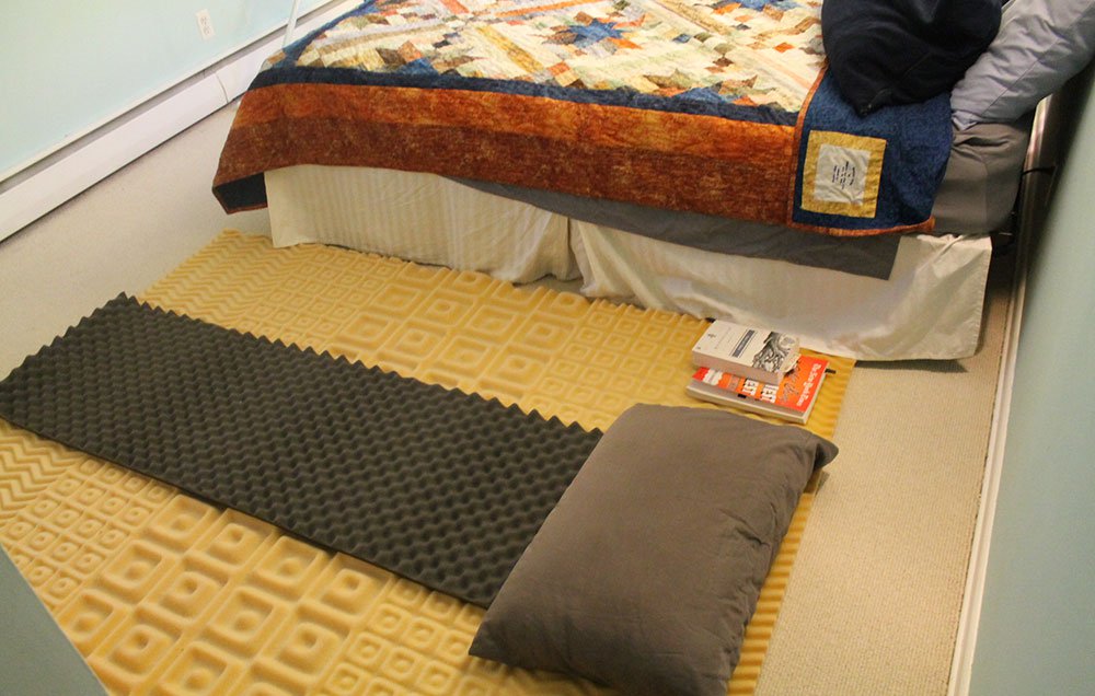 How to sleep on the floor How to sleep on the floor