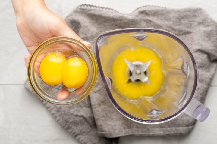 Hollandaise sauce recipe step 2 - Dr. Axe